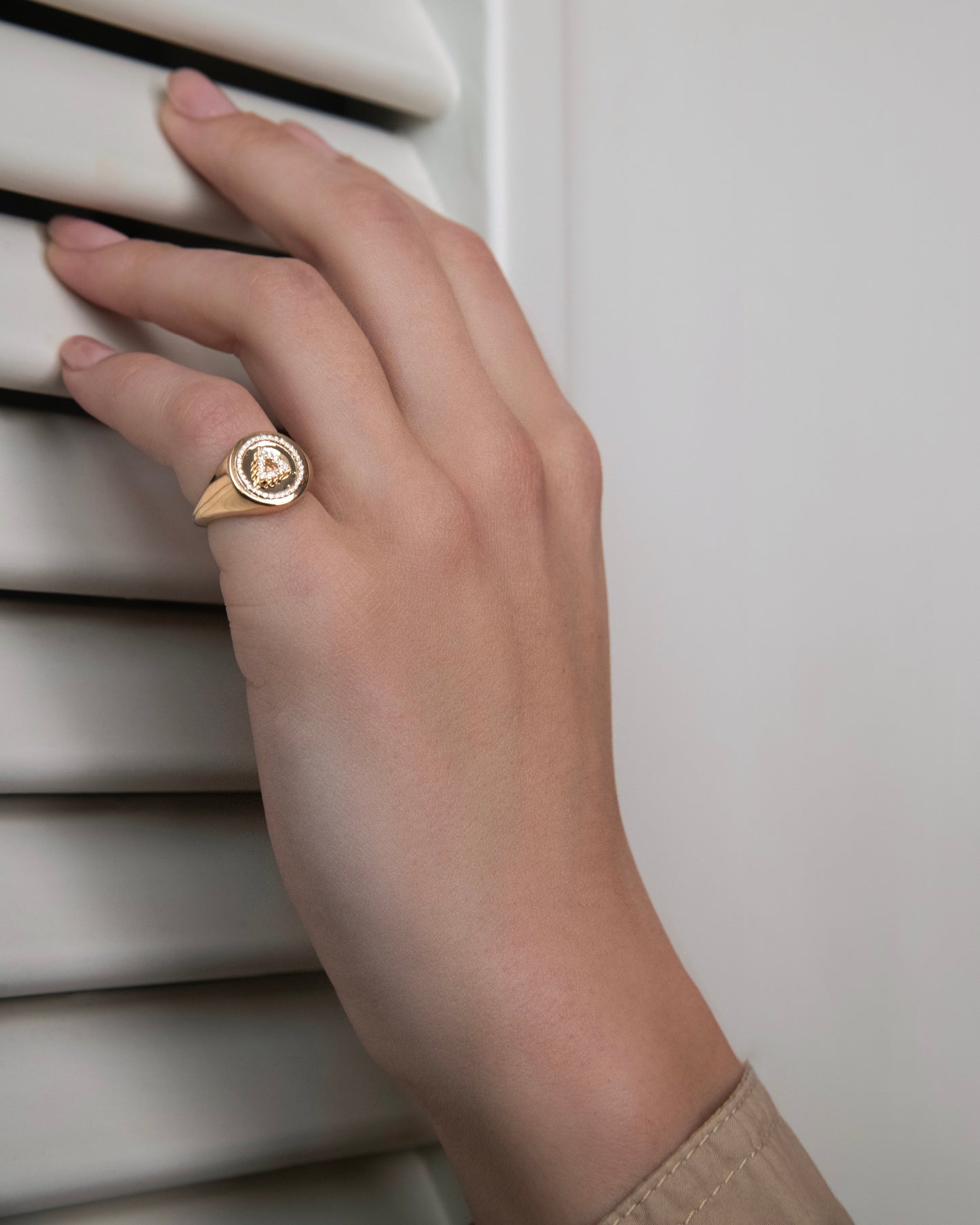 Atria Ring "The Pinkie"